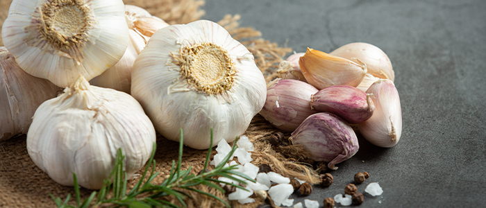 Garlic for Weight Loss Benefits Tips and How to Use It